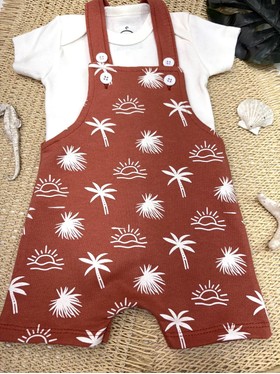 Conjunto Jardineira Bebê Menino Suedine Coqueiros