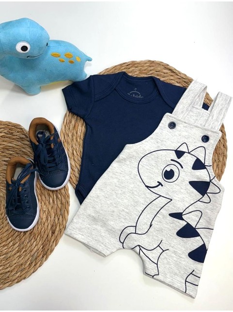 Conjunto Jardineira Bebê Menino Suedine Bebê Dinossauro