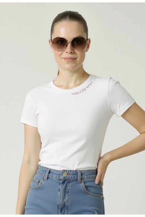 Camiseta Baby Look - Branco