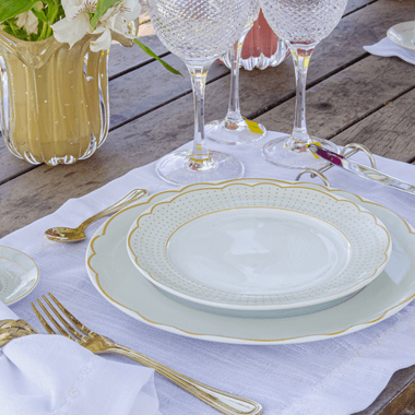 Prato Sobremesa de Porcelana Versa Royal Off White