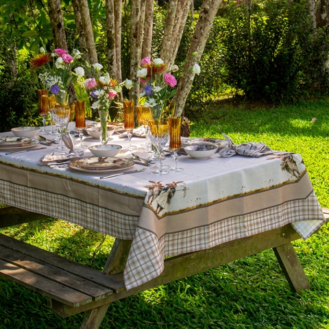 Toalha de Mesa Retangular 6 Lugares Casal Páscoa