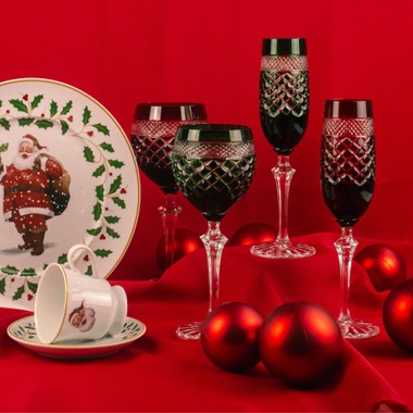 Taça Cristal Lapidado 79 P/ Vinho Tinto Verde Escuro 380ml