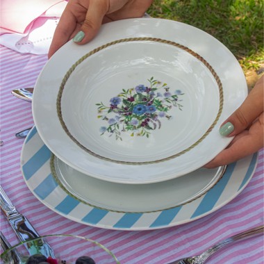 Prato Raso de Porcelana Floral Chic