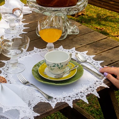 Xícara de Chá C/Pires de Porcelana Versa Anna