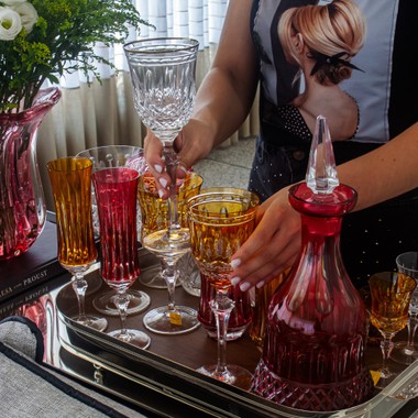 Taça de Cristal Lapidado 68 P/Vinho Tinto C/Borda em Ouro 24k