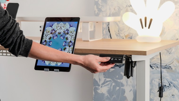 Mesa Modular Regulagem de Altura Elétrica Giodesk Slim M2