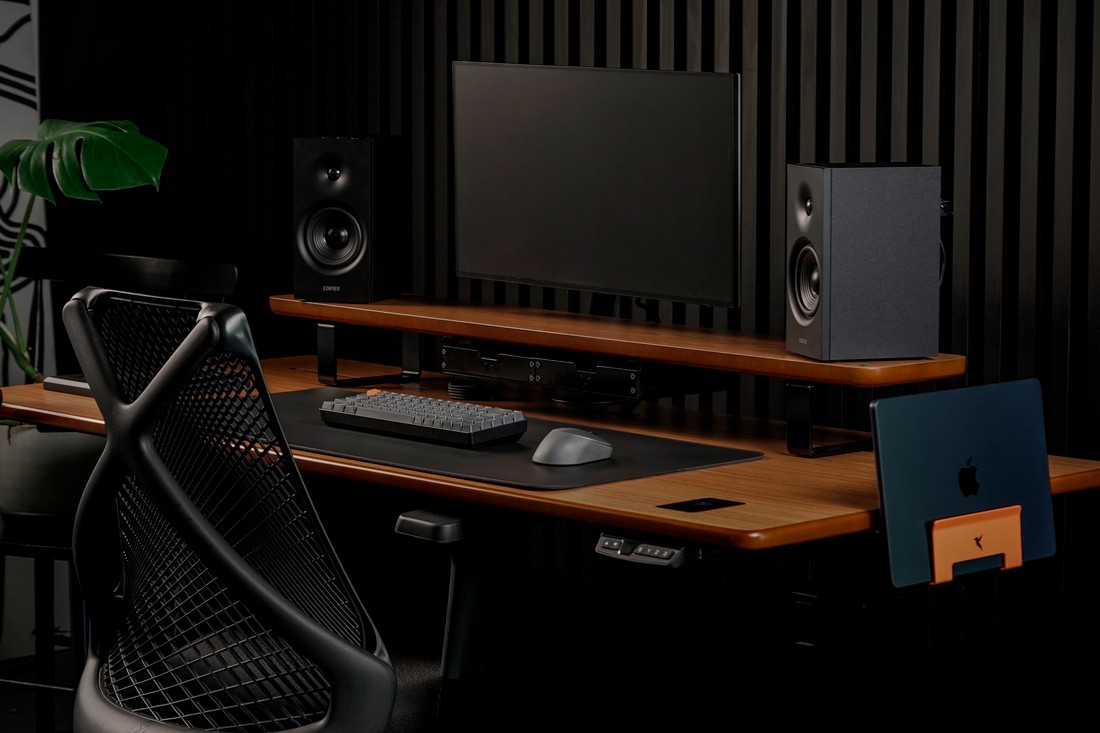 Mesa Regulagem de Altura Giodesk Pro 160x70 Freijó