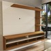 Painel para TV Até 65 Polegadas Ripado 2 Portas Freijó/Off White - Panorama Móveis