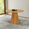 Mesa de Jantar Redonda 115cm com Pé Hexagonal Carvalho Rosé