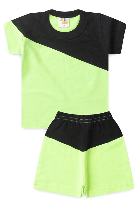 Conjunto de Blusa e Shorts Meia Malha Menino - Verde e Preto -  Ame Kids