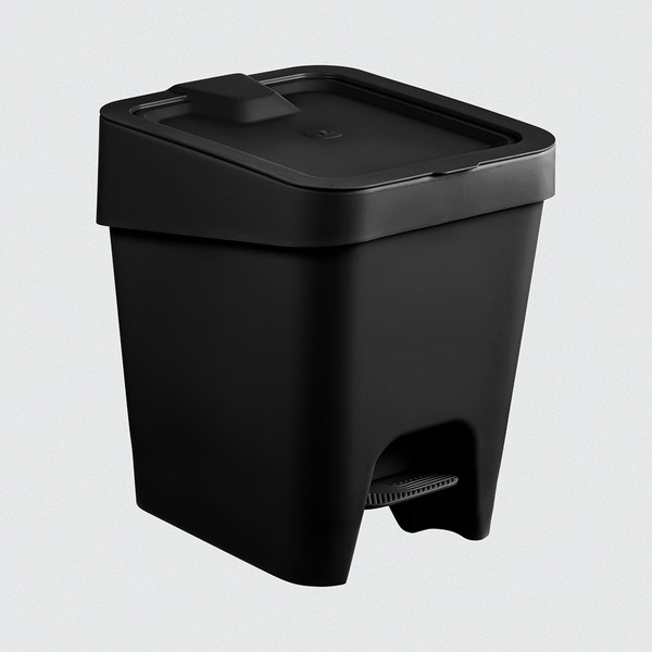 Lixeira Slim com Pedal 8 Litros Preto